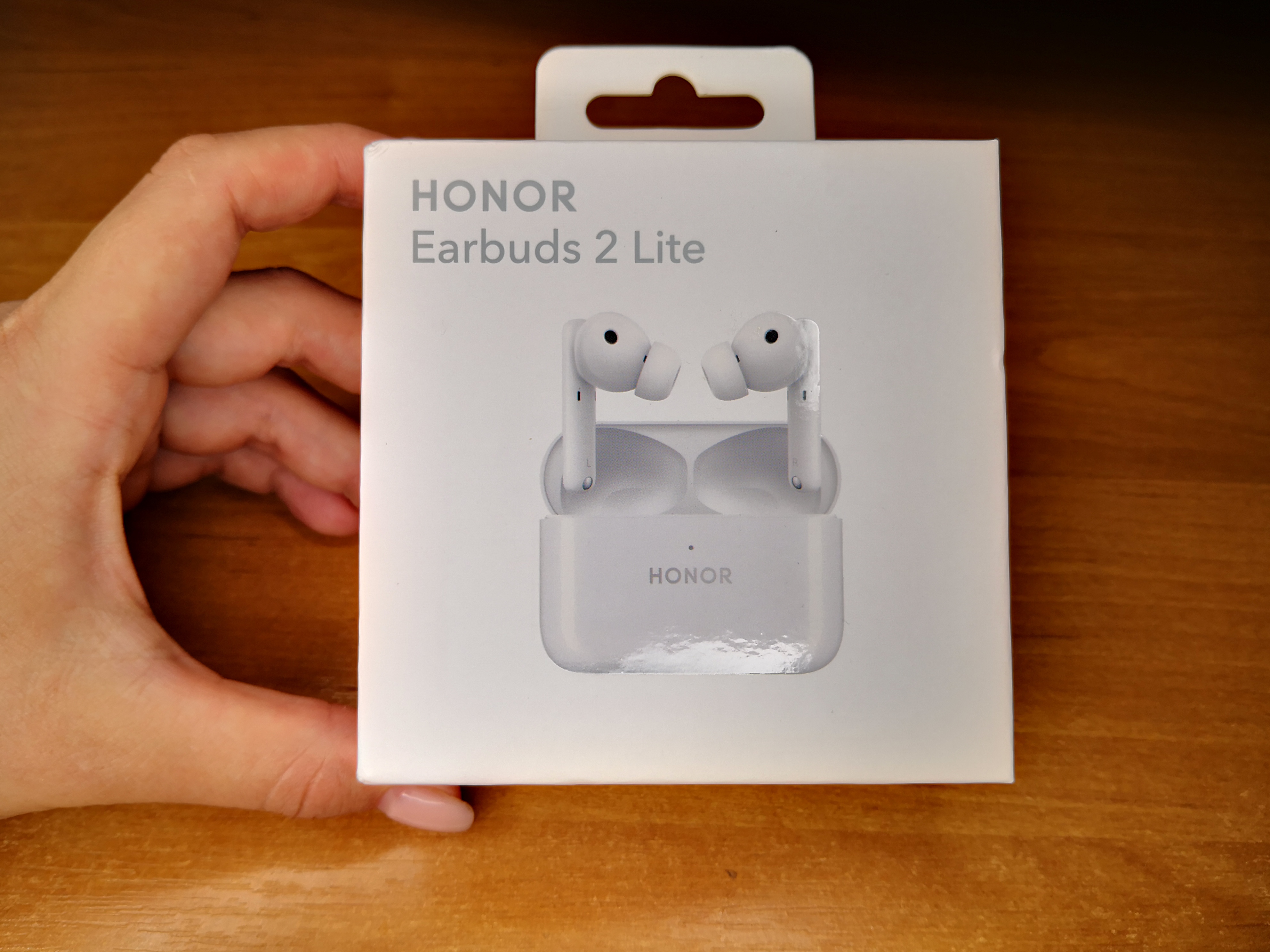 Обзор доступных TWS-наушников HONOR Earbuds 2 Lite: плюсы и минусы