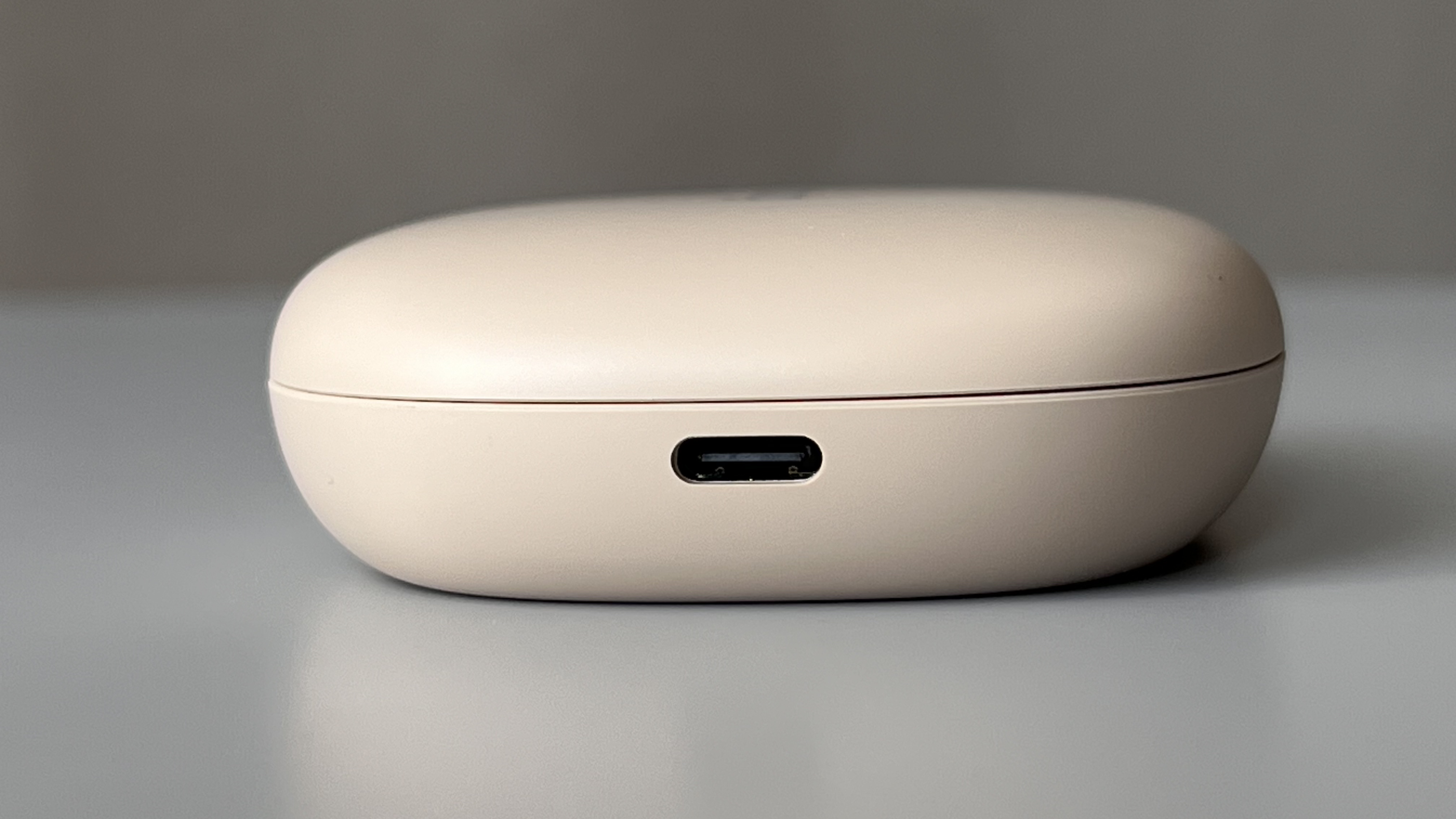 USB-C порт для зарядки