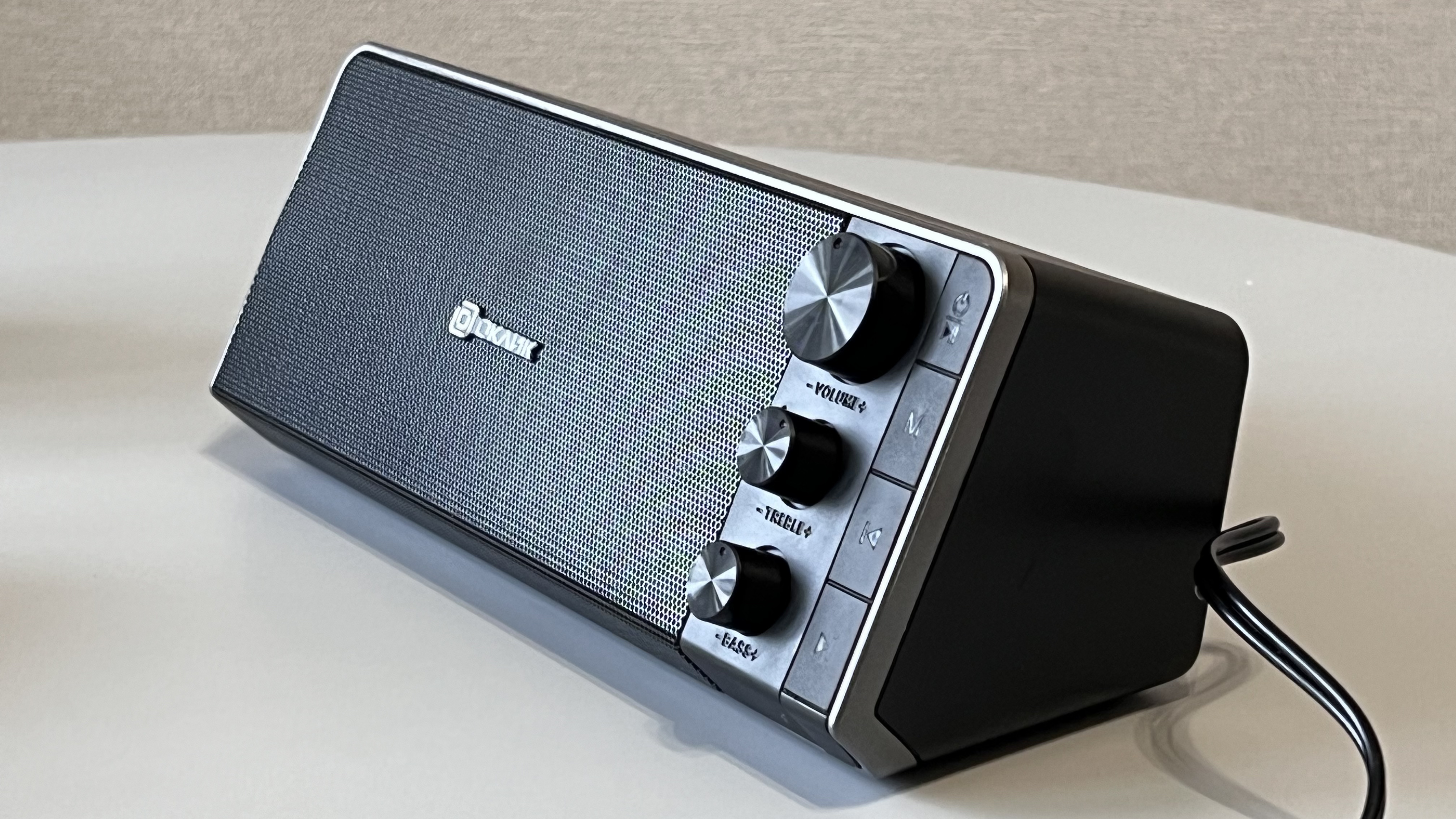 Обзор Bluetooth колонок Оклик OK-450 — мощный и четкий звук по хорошей цене