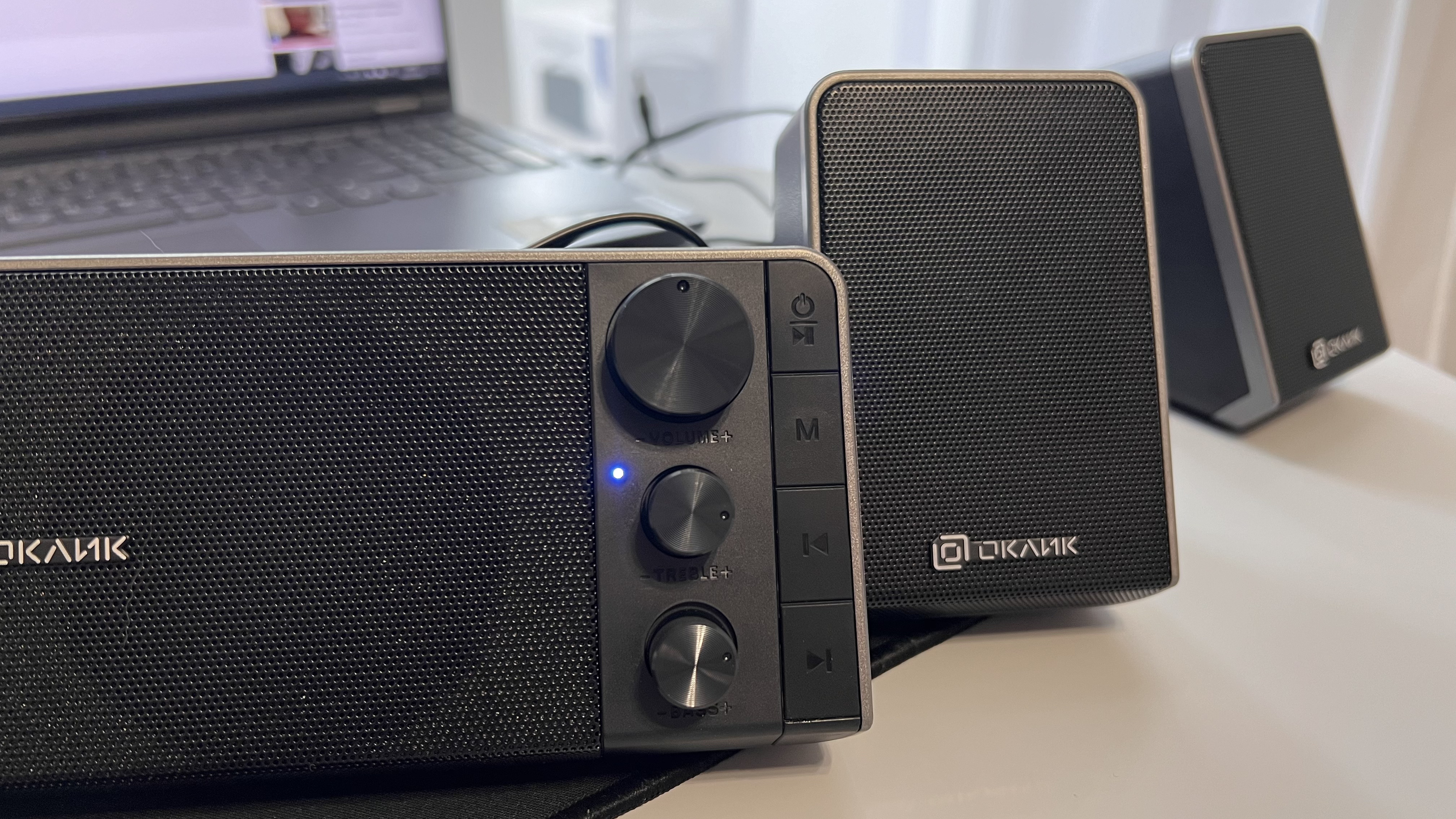 Обзор Bluetooth колонок Оклик OK-450 — мощный и четкий звук по хорошей цене